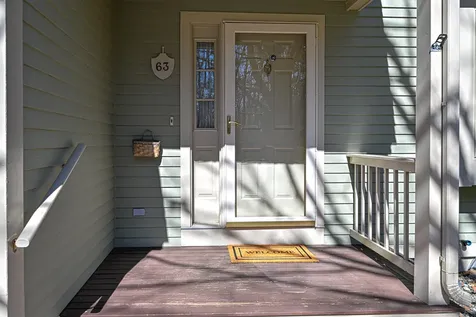 63 Peninsula Drive Stratham NH 03885