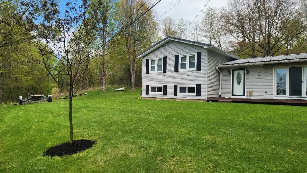 56 Burr Pond Road Sudbury VT 05733
