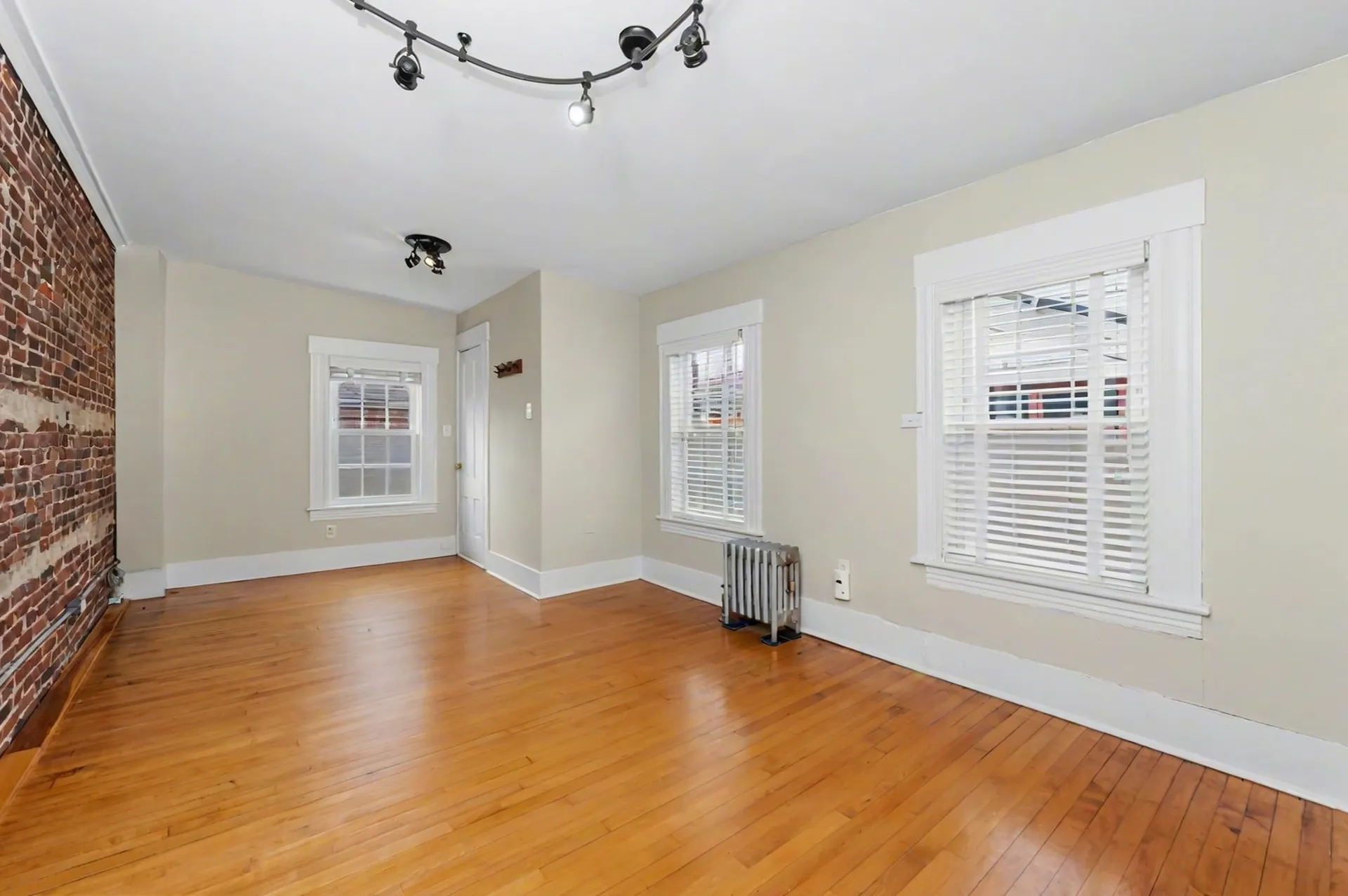 79 Pleasant Street Manchester NH 03101