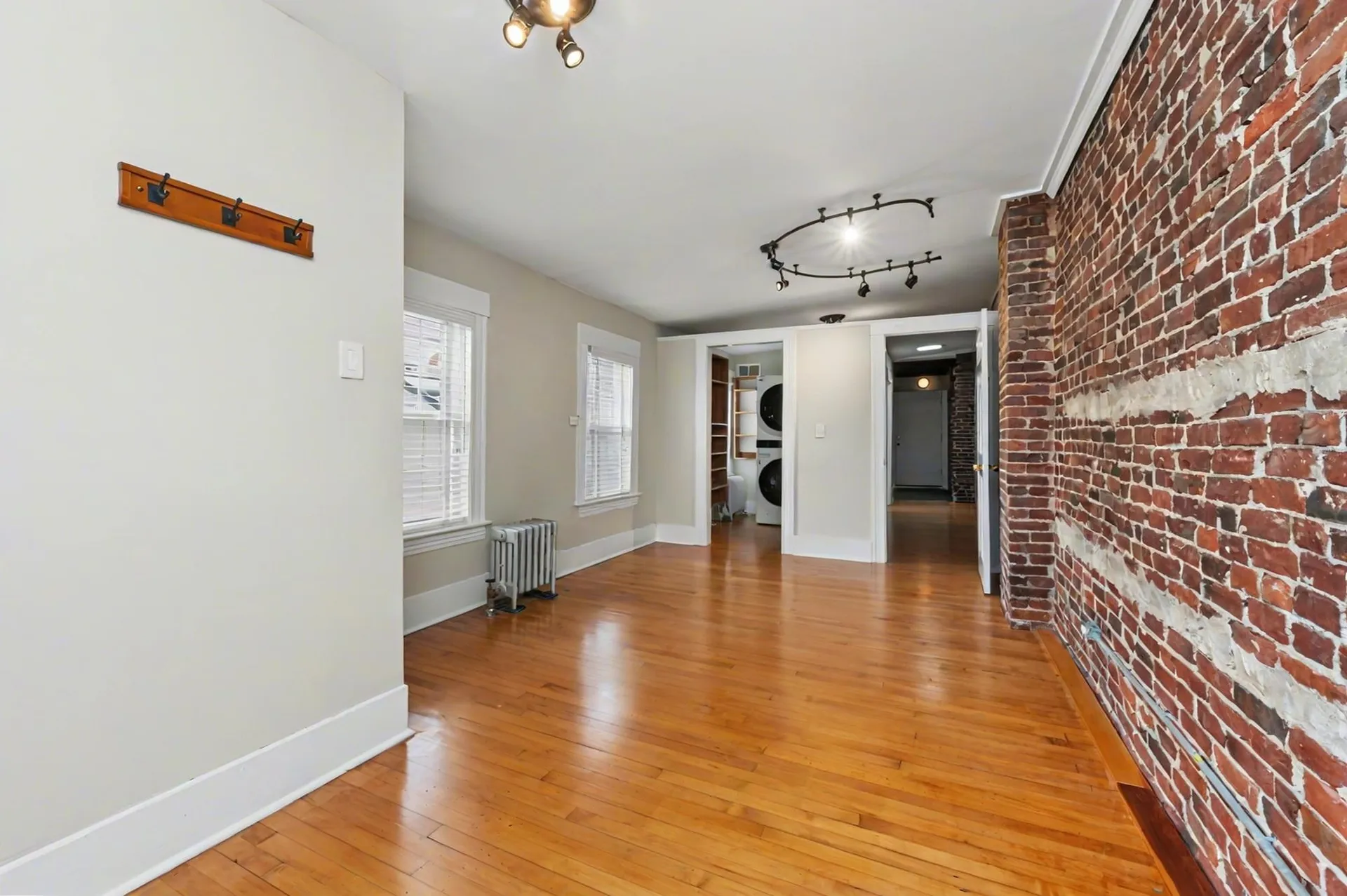79 Pleasant Street Manchester NH 03101