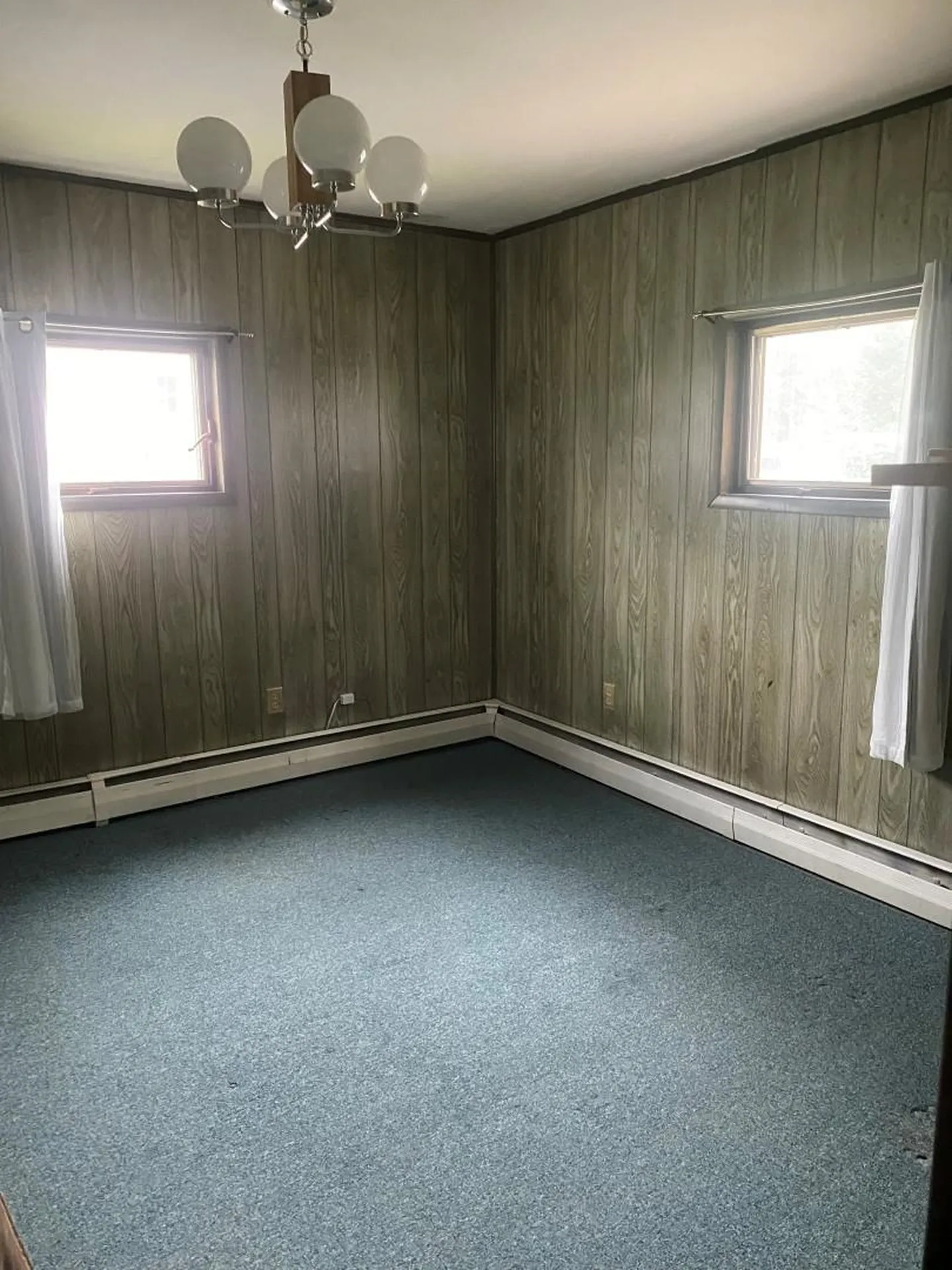 552 S Main Street Newport NH 03773