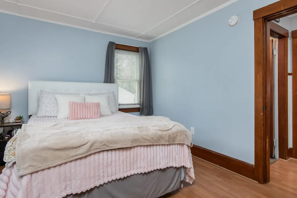 12 Lindy Street Pembroke NH 03275
