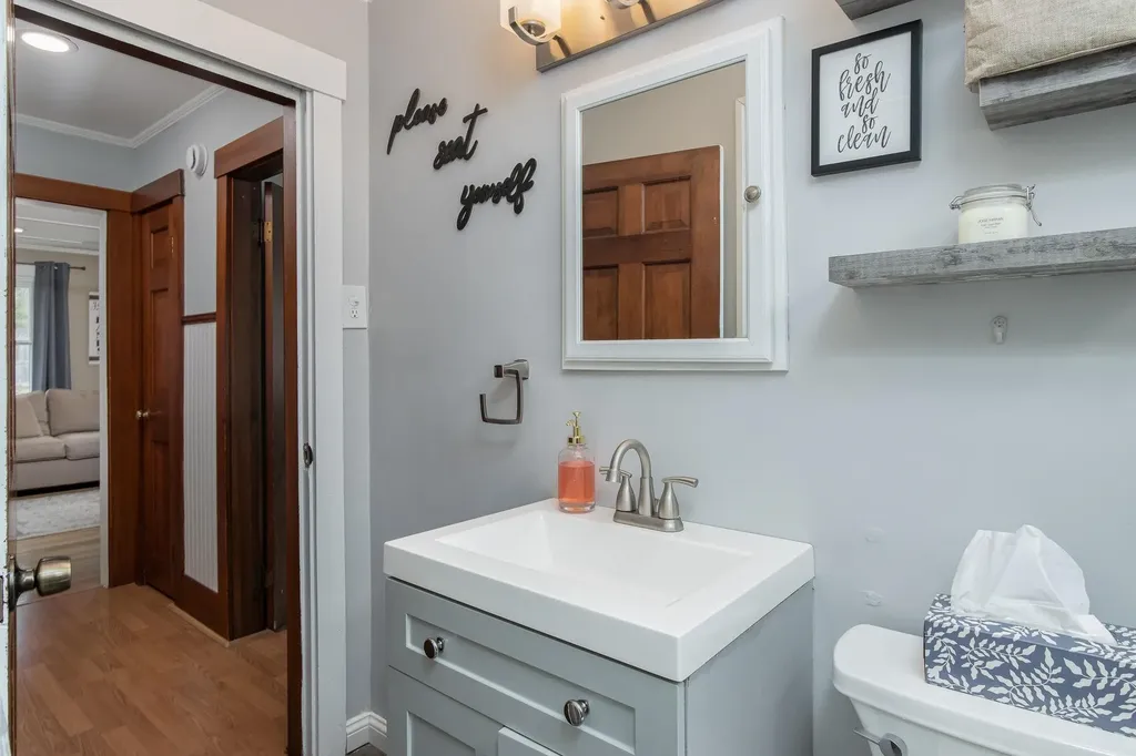 12 Lindy Street Pembroke NH 03275