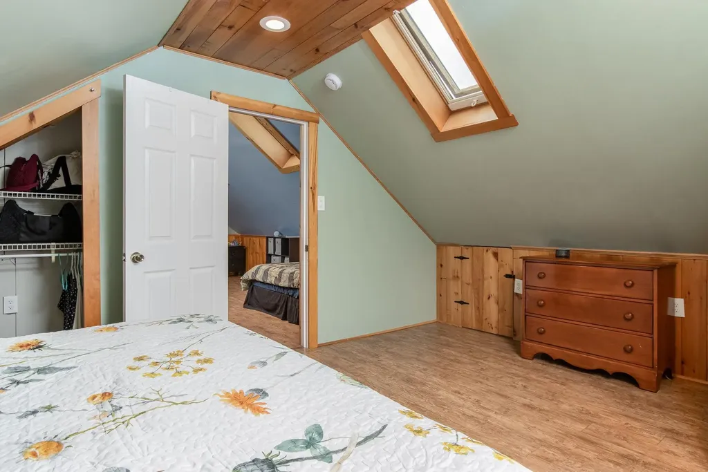 12 Lindy Street Pembroke NH 03275