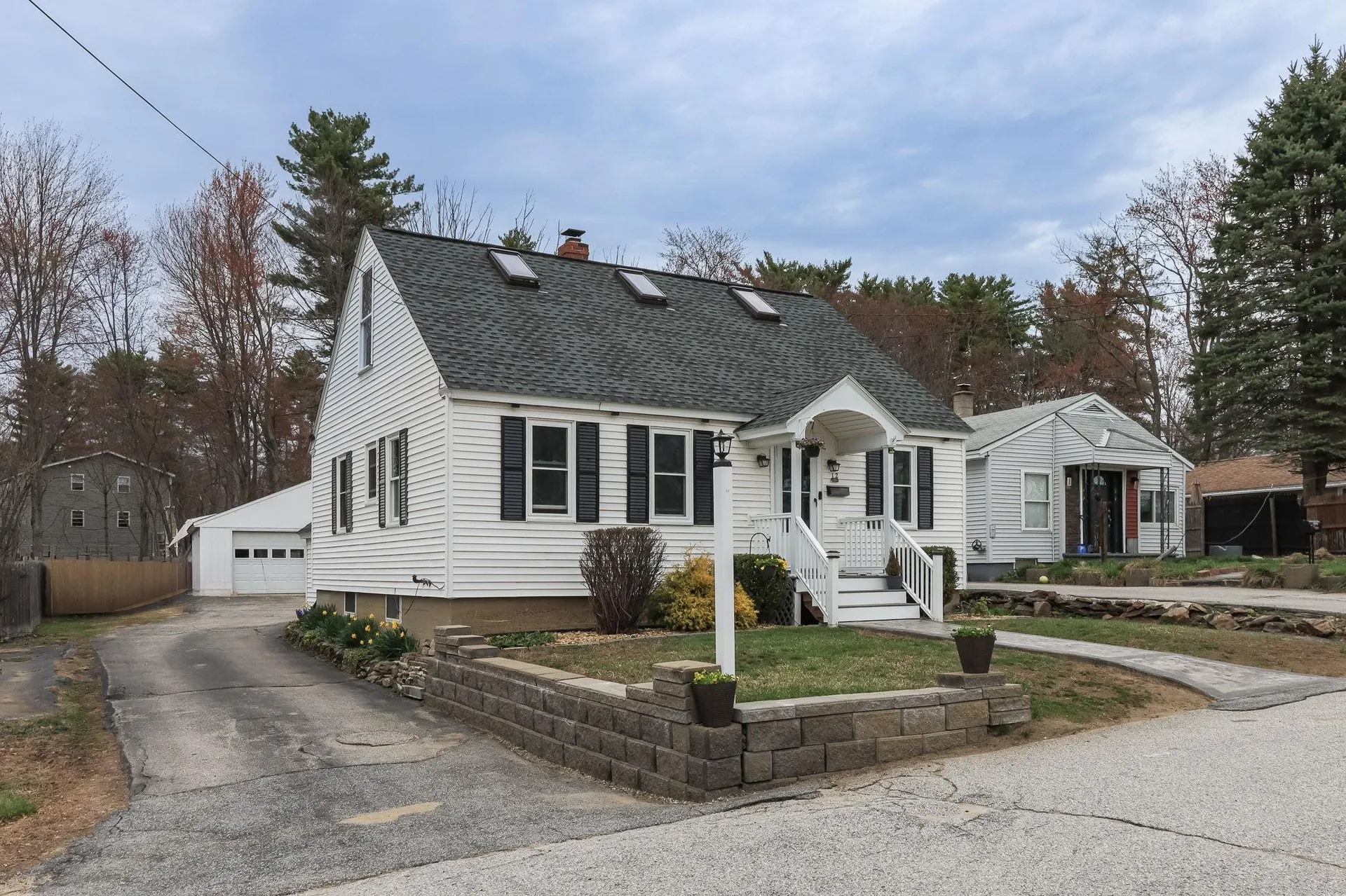 12 Lindy Street Pembroke NH 03275