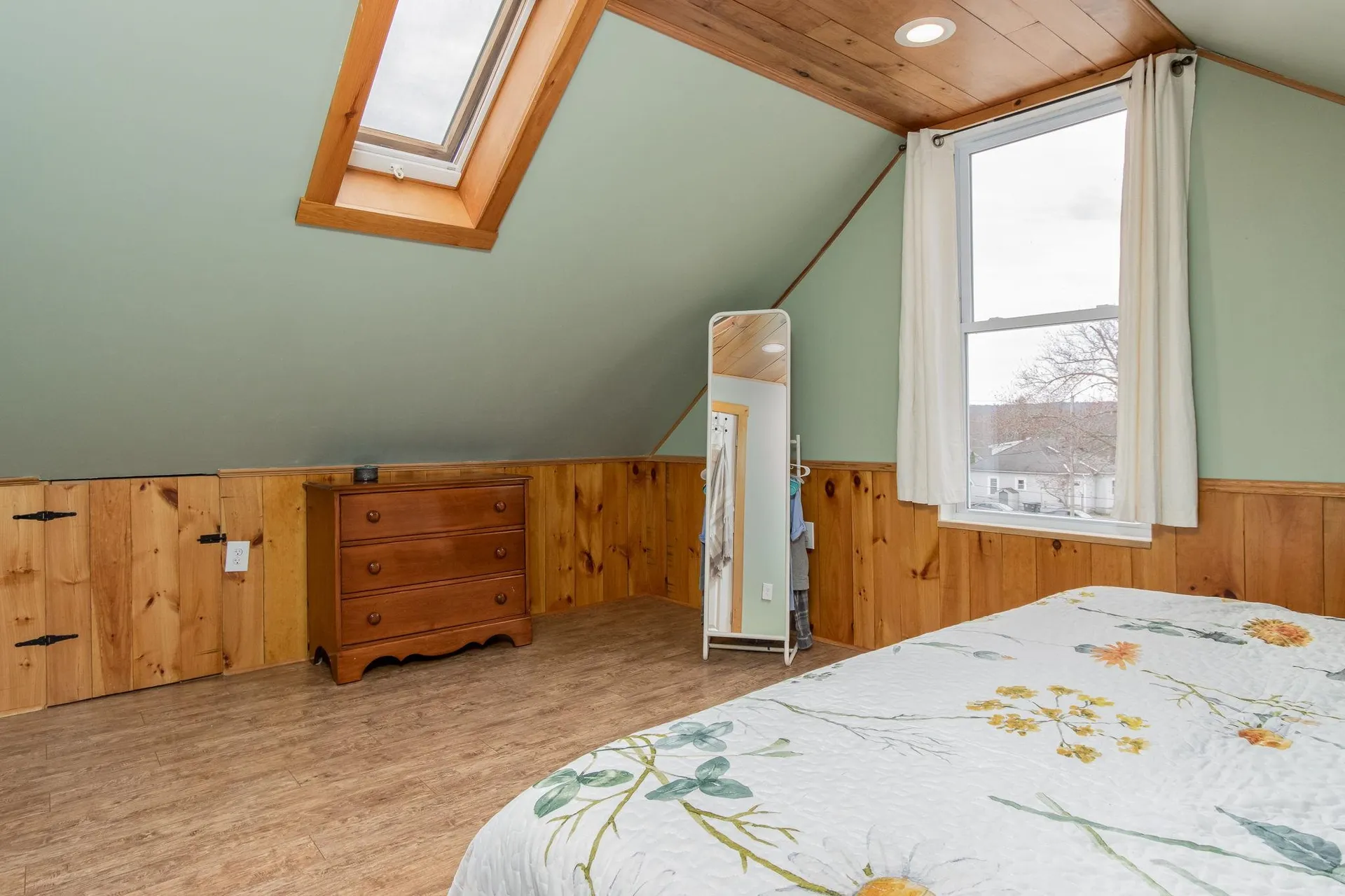 12 Lindy Street Pembroke NH 03275