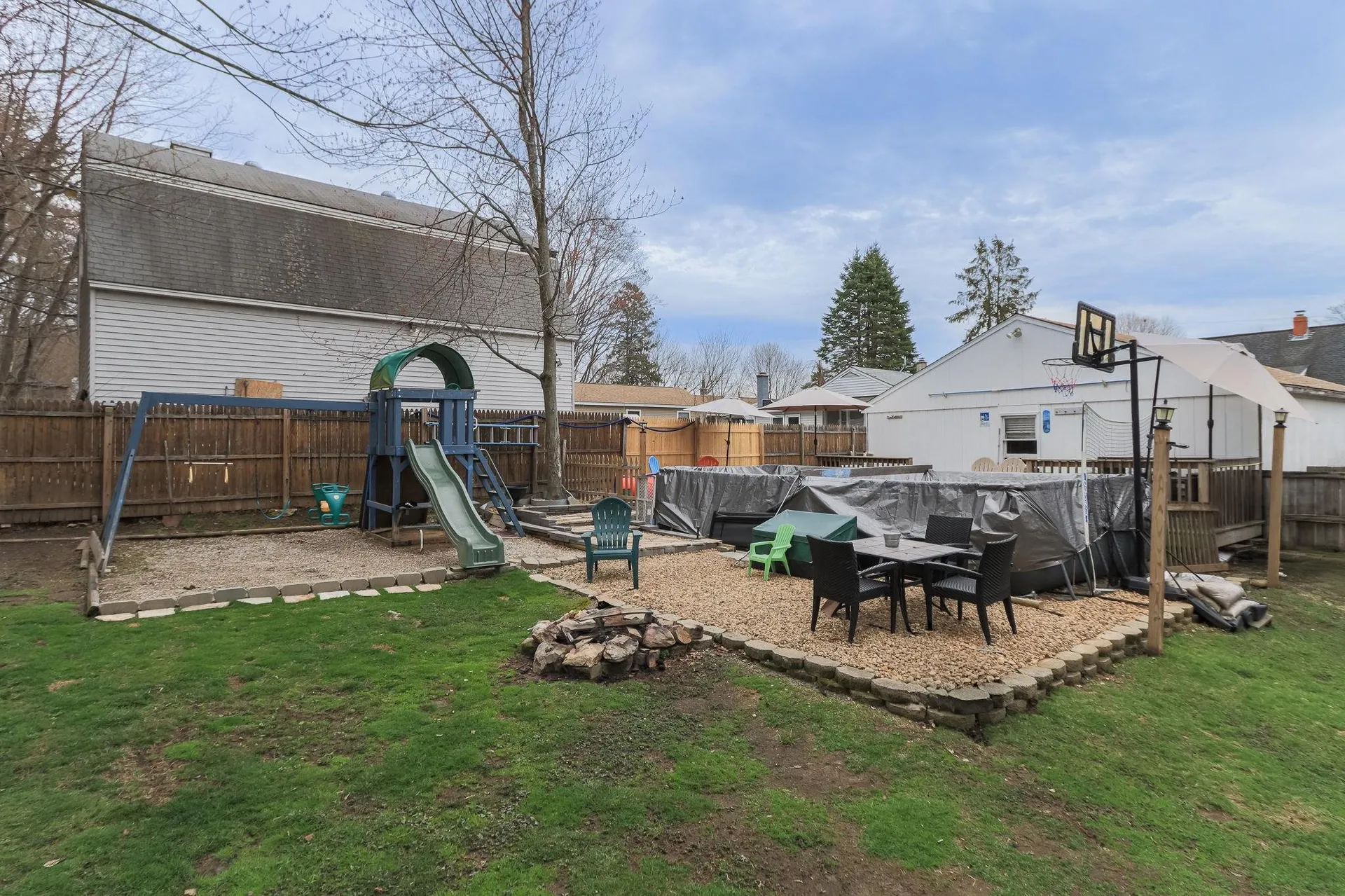 12 Lindy Street Pembroke NH 03275