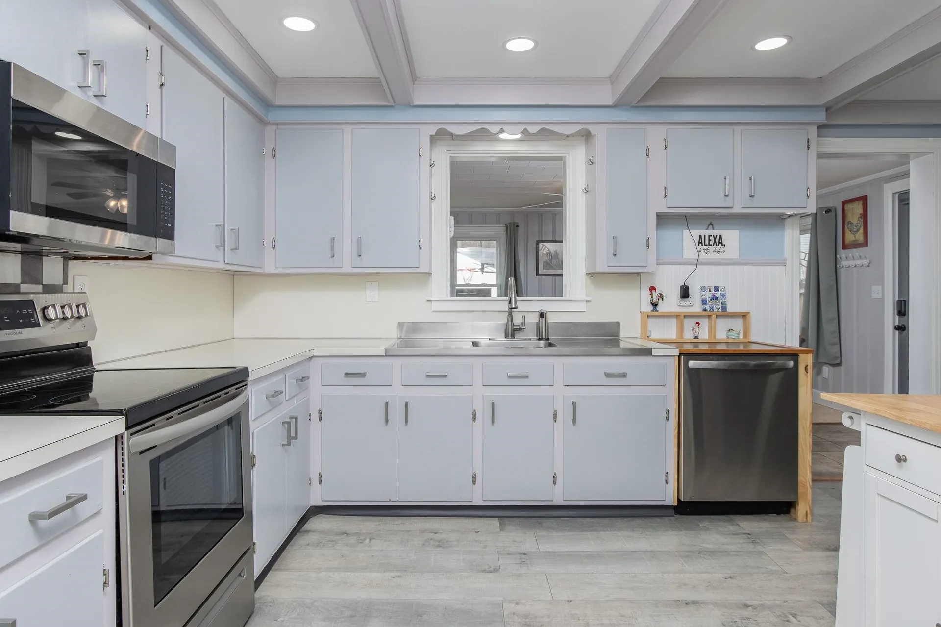 12 Lindy Street Pembroke NH 03275