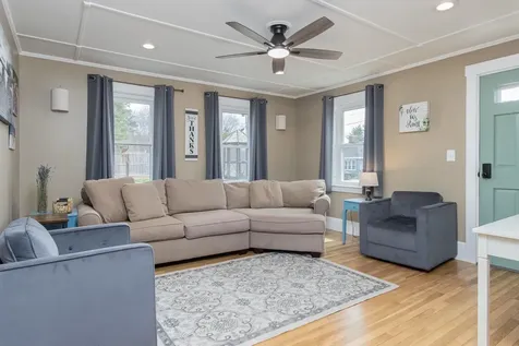 12 Lindy Street Pembroke NH 03275