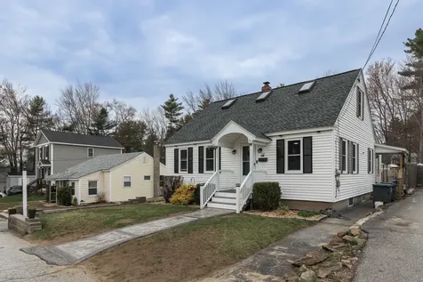 12 Lindy Street Pembroke NH 03275