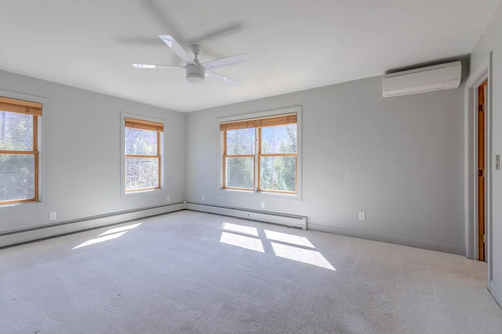 360 Mending Walls Road Manchester VT 05255