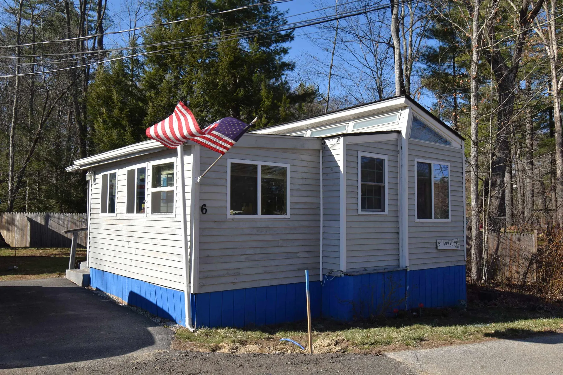 6 Annaloro Boulevard Danville NH 03819