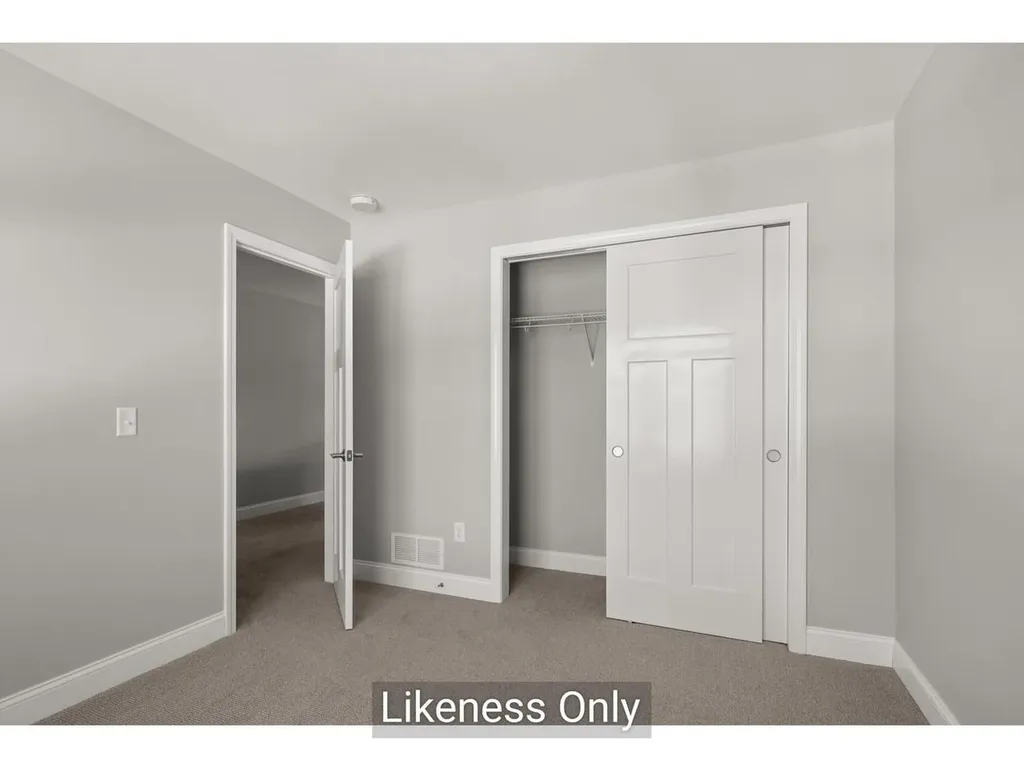 66 Daniel Drive South Burlington VT 05403
