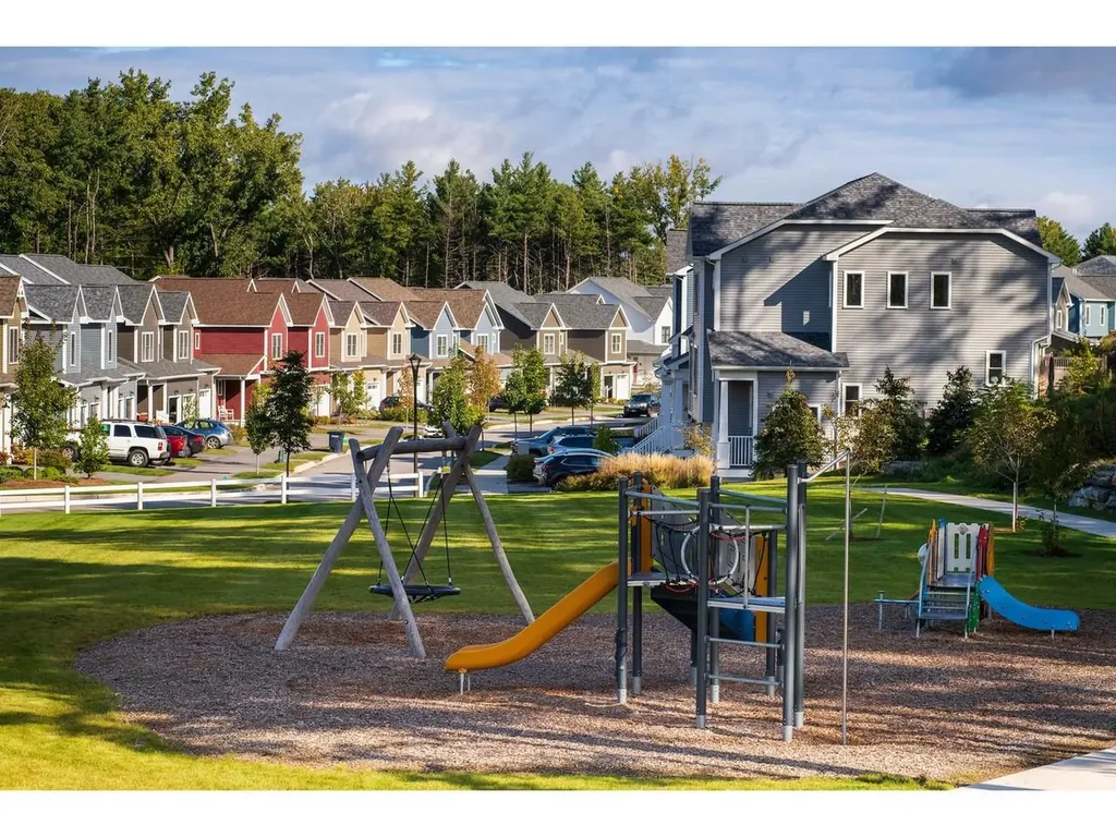 66 Daniel Drive South Burlington VT 05403