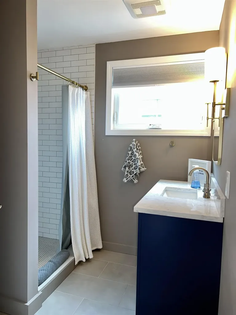 20 Lowell Street Seabrook NH 03874
