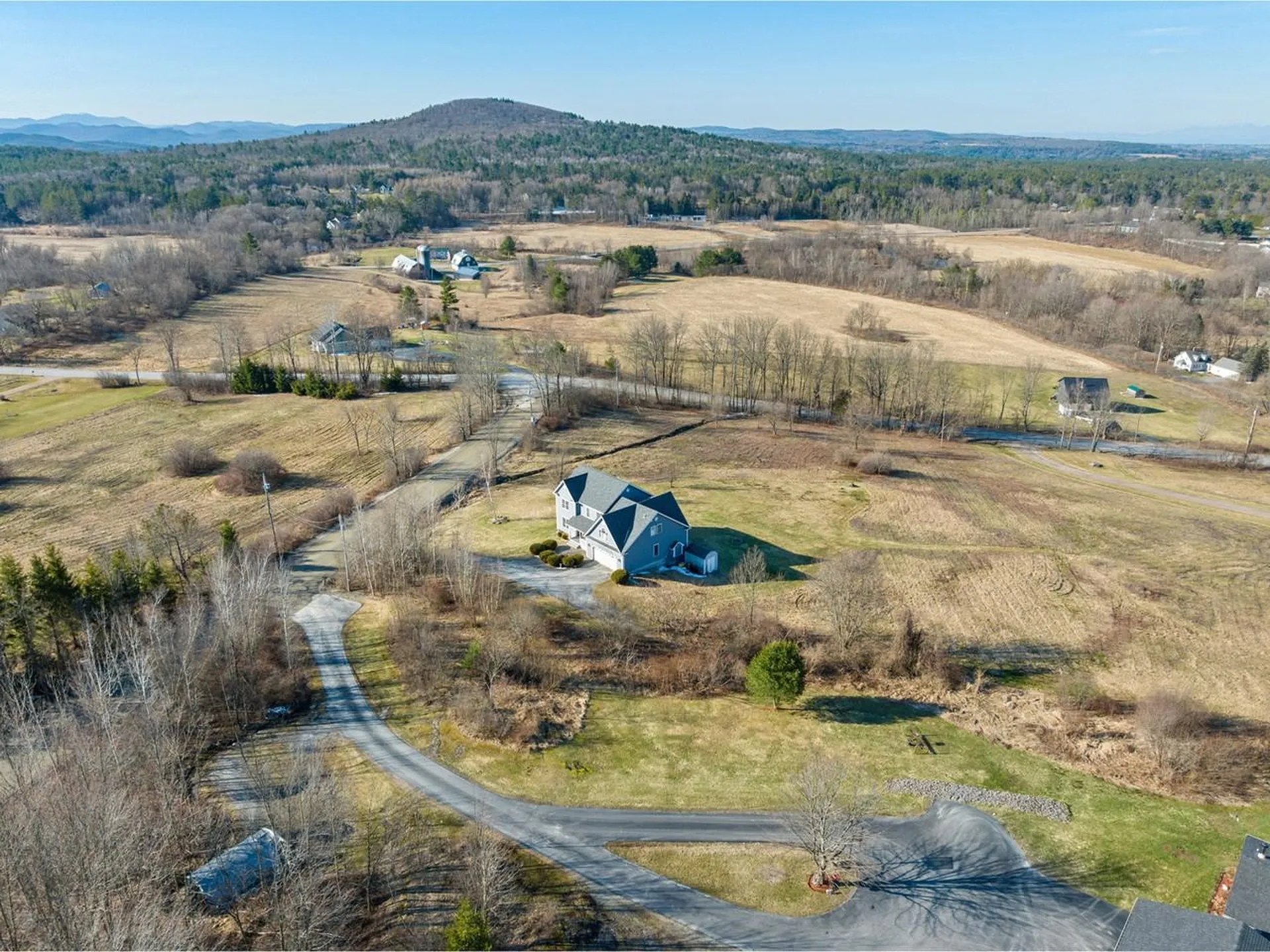 2 Sleepy Hollow Road Essex VT 05452