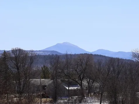 2 Sleepy Hollow Road Essex VT 05452