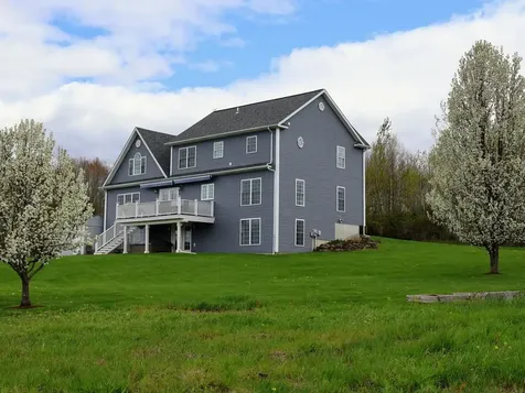 2 Sleepy Hollow Road Essex VT 05452