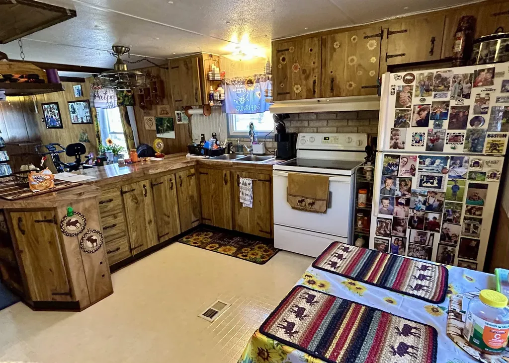 10 Brookside Drive Gorham NH 03581