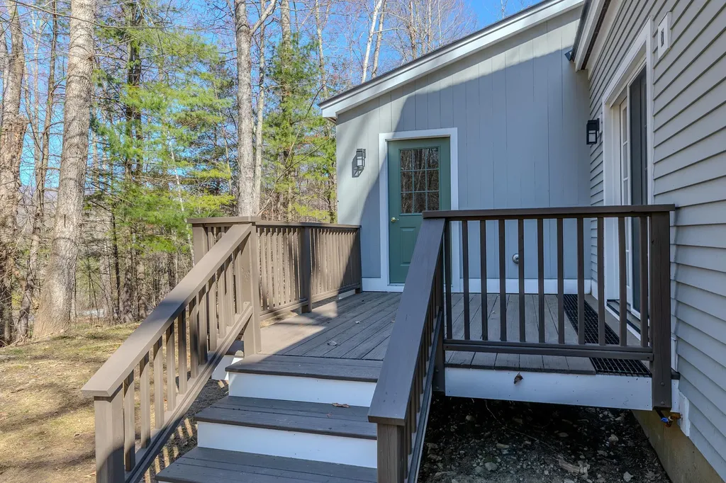 171 Mending Walls Road Manchester VT 05255