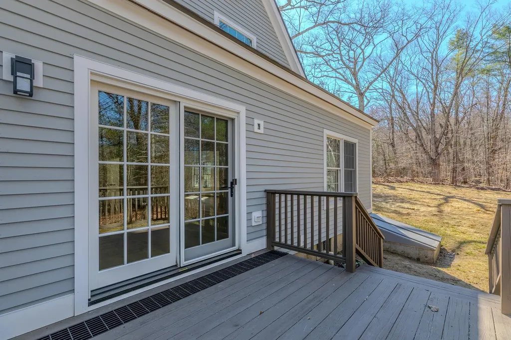 171 Mending Walls Road Manchester VT 05255