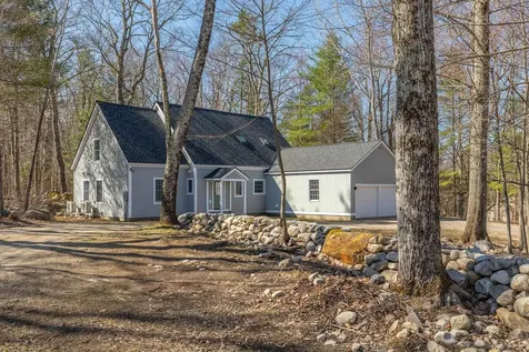 171 Mending Walls Road Manchester VT 05255