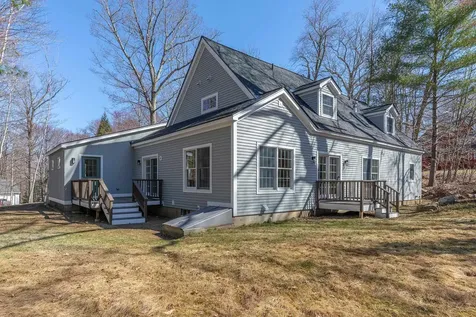171 Mending Walls Road Manchester VT 05255