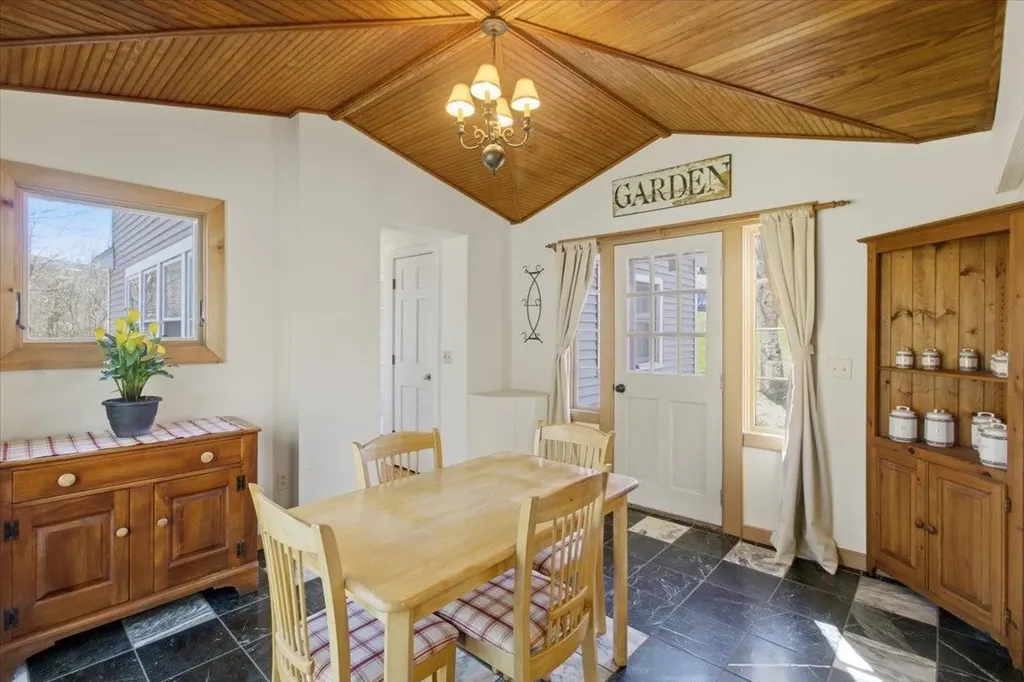 1768 Barnumville Road Manchester VT 05255