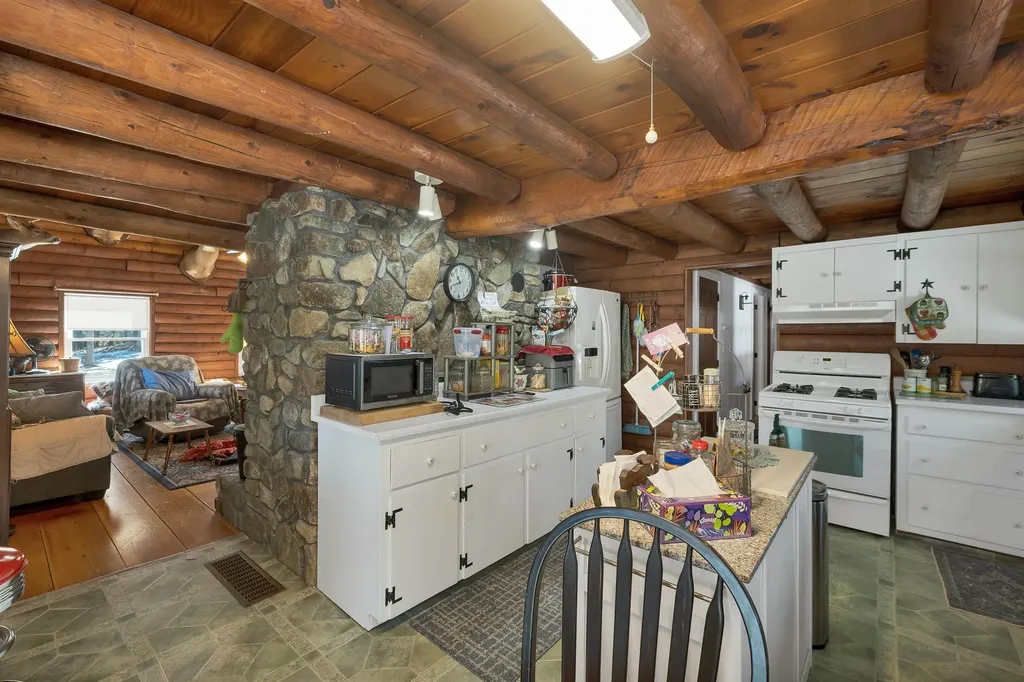 87 Sodom Road Tuftonboro NH 03816