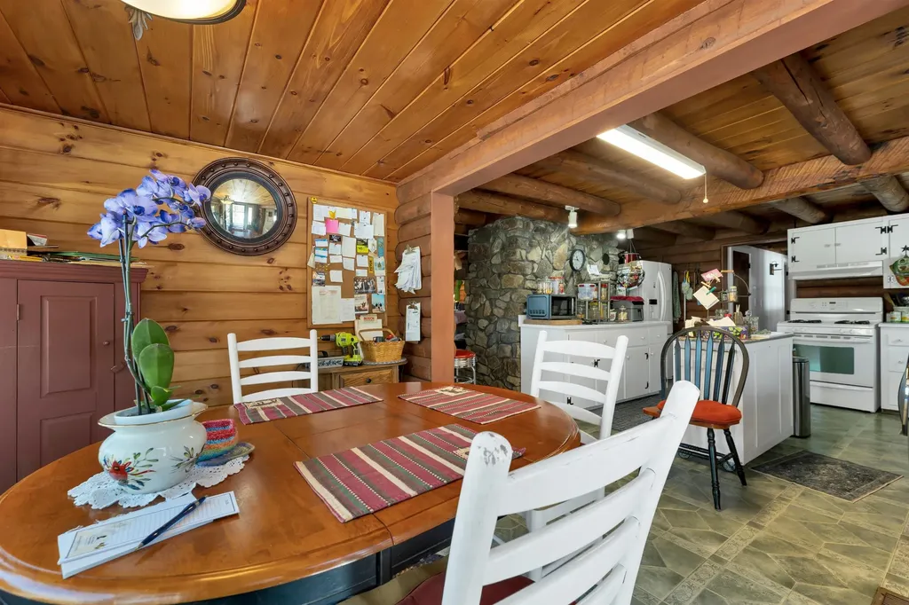 87 Sodom Road Tuftonboro NH 03816