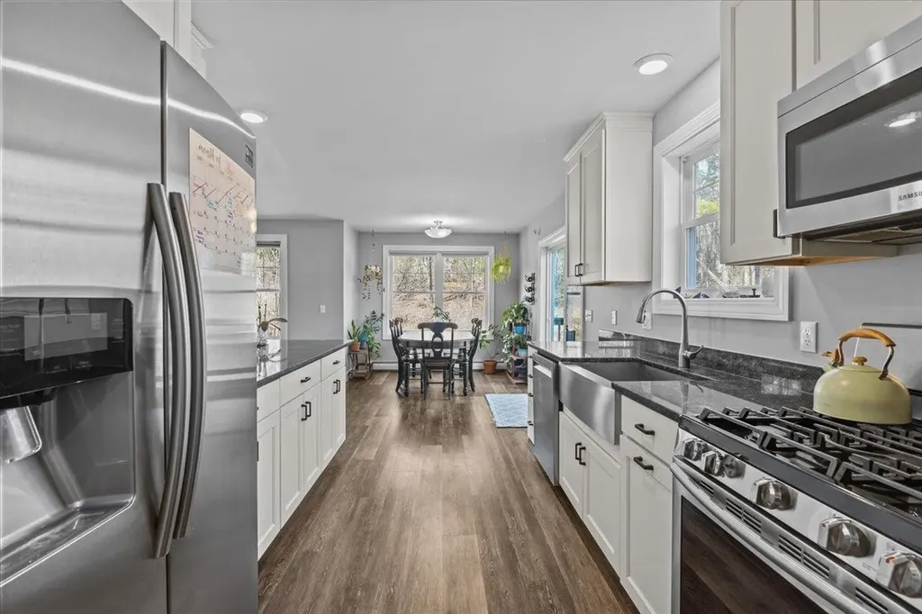 53 Seward Road Colchester VT 05446