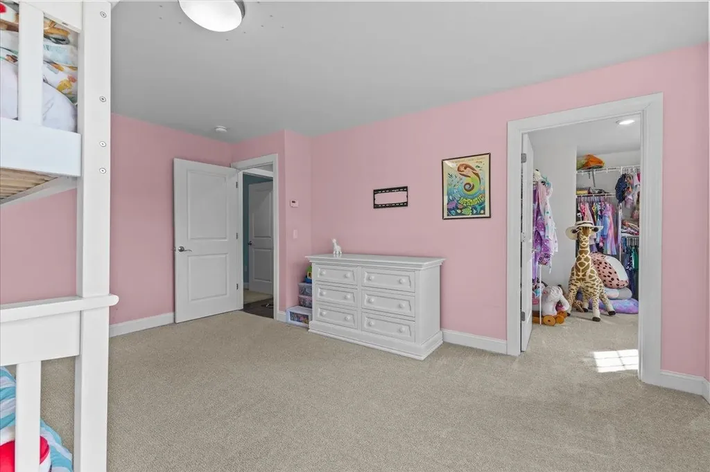 53 Seward Road Colchester VT 05446