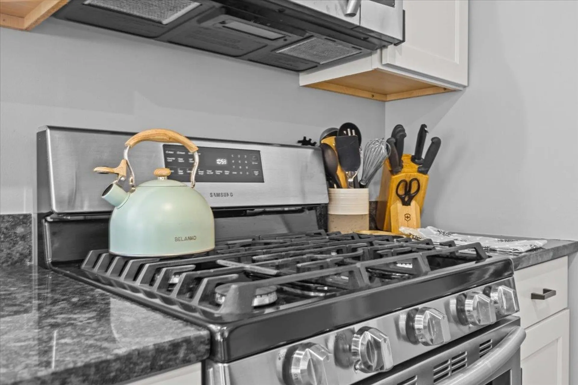 53 Seward Road Colchester VT 05446