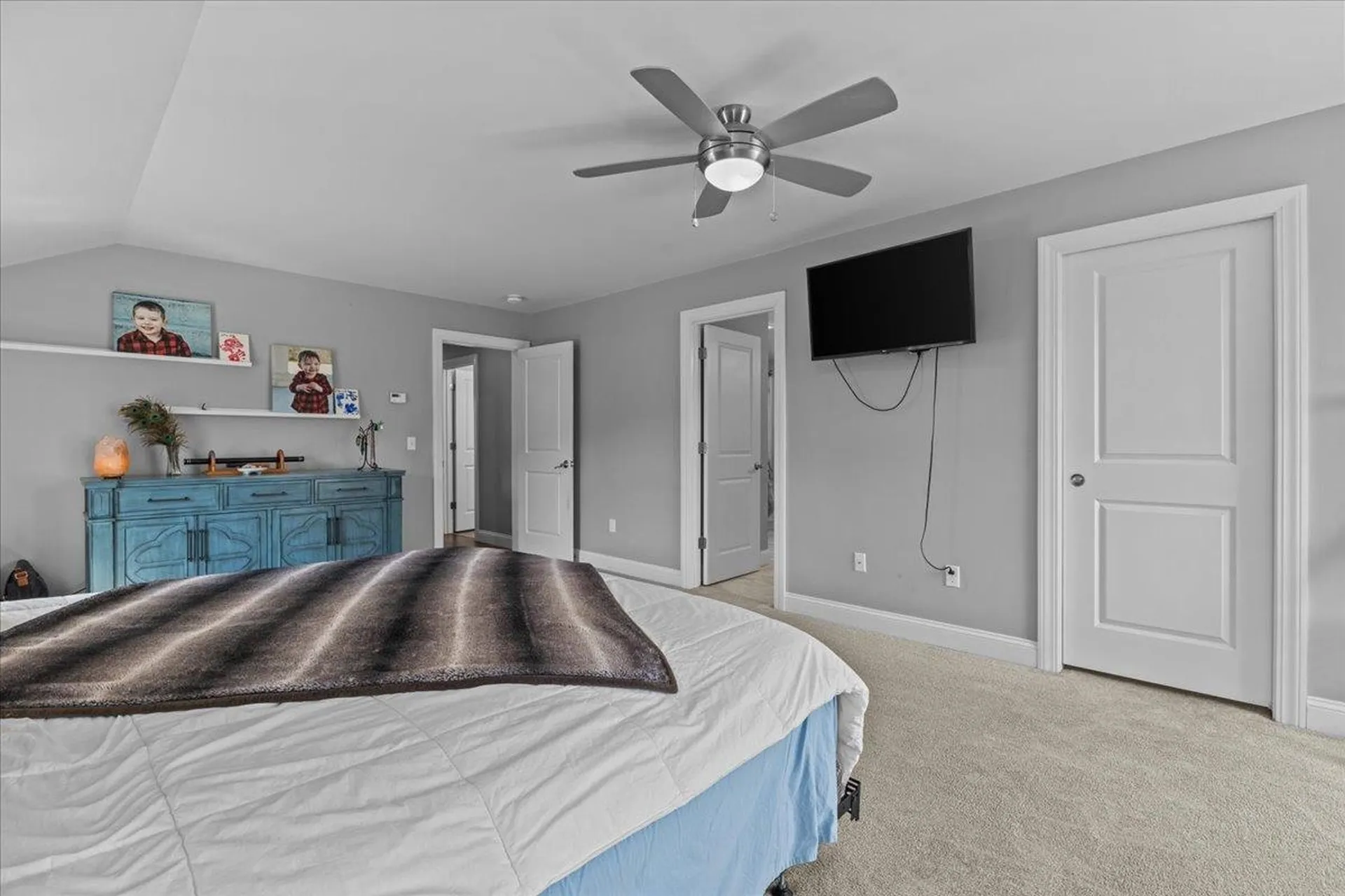 53 Seward Road Colchester VT 05446