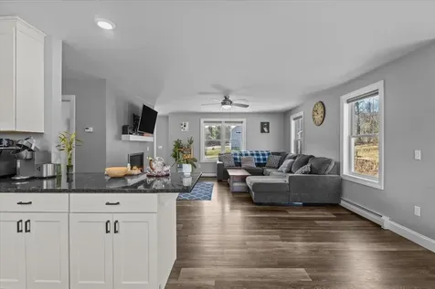53 Seward Road Colchester VT 05446