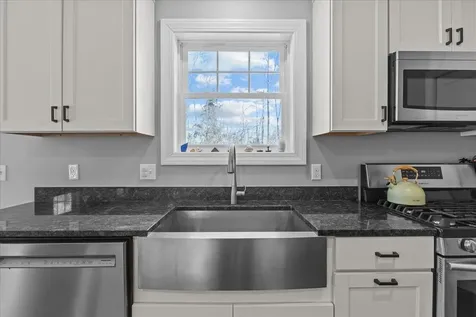 53 Seward Road Colchester VT 05446