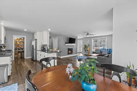 53 Seward Road Colchester VT 05446