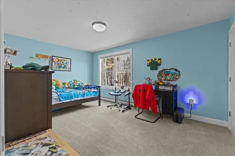 53 Seward Road Colchester VT 05446