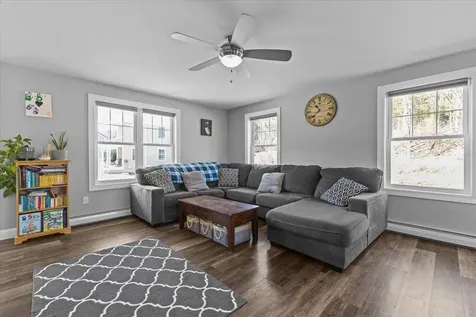 53 Seward Road Colchester VT 05446