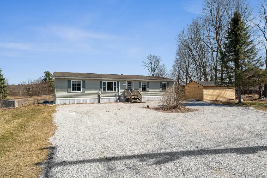 1645 Highgate Road Highgate VT 05478