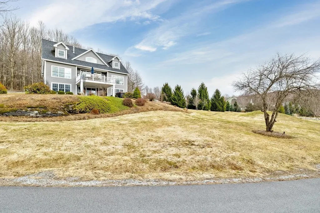 6 Gamache Drive St. Albans Town VT 05478
