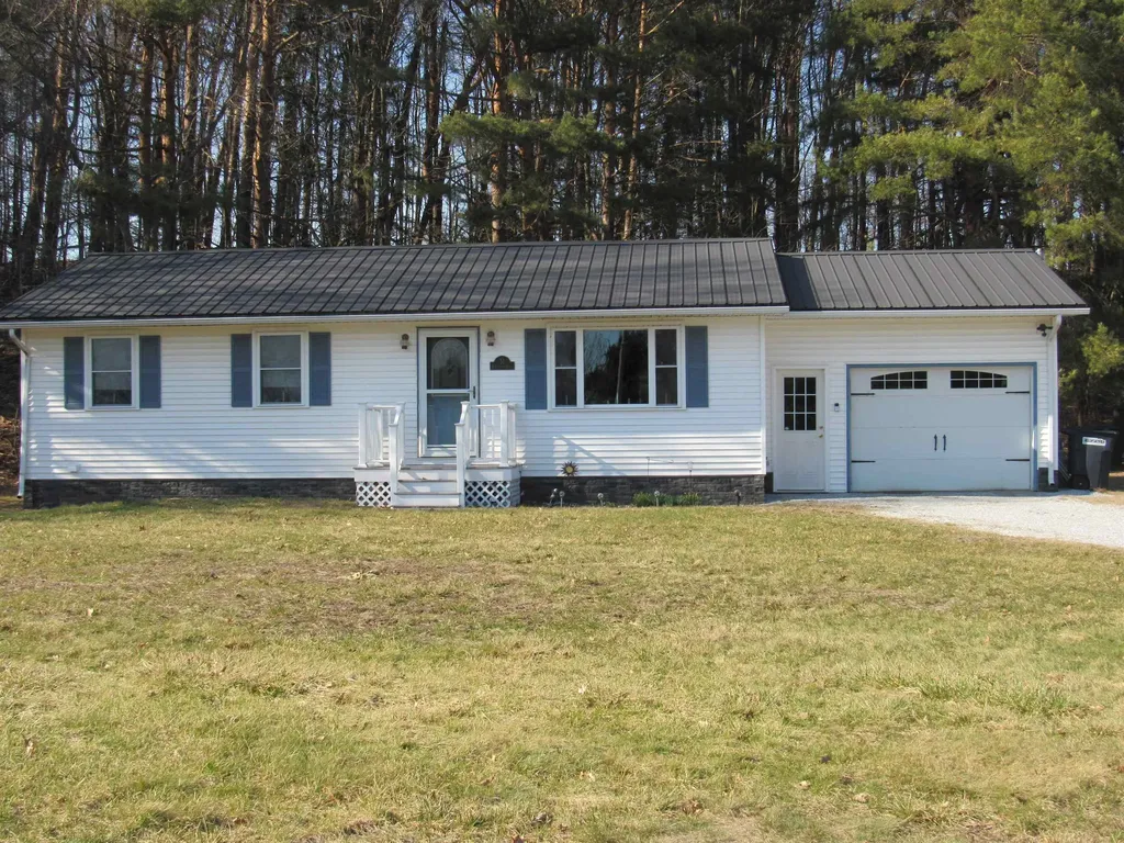 51 Mclaughlin Drive Highgate VT 05459