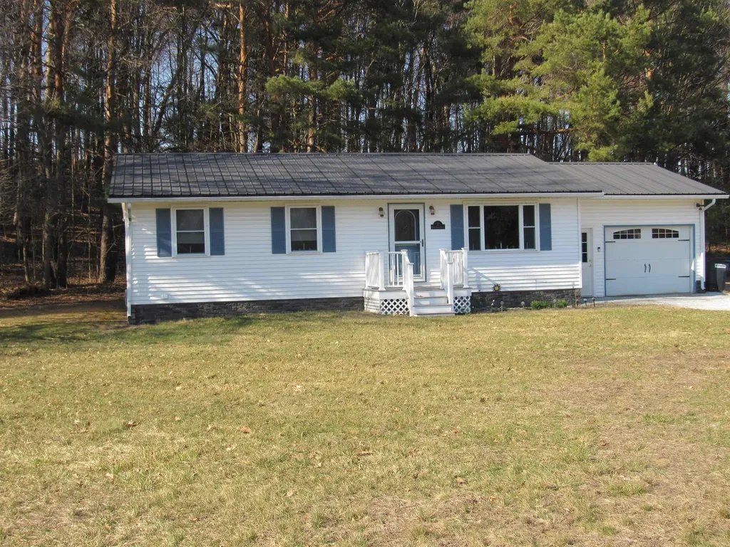 51 Mclaughlin Drive Highgate VT 05459
