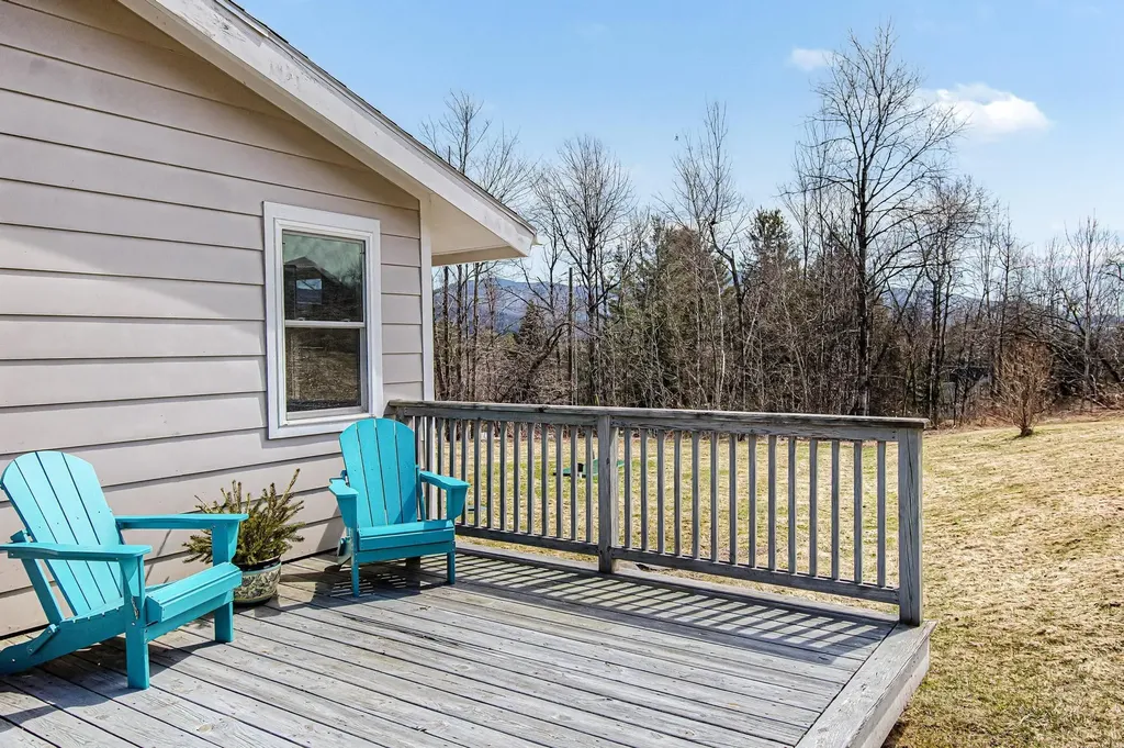 1061 Weeks Hill Road Stowe VT 05672