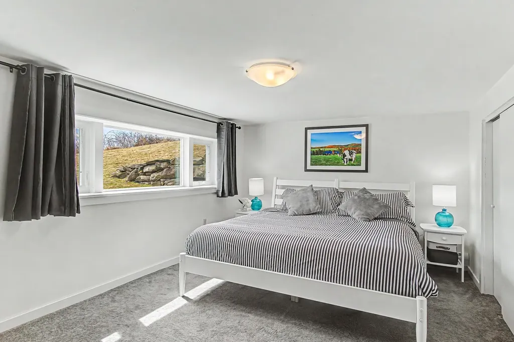 1061 Weeks Hill Road Stowe VT 05672