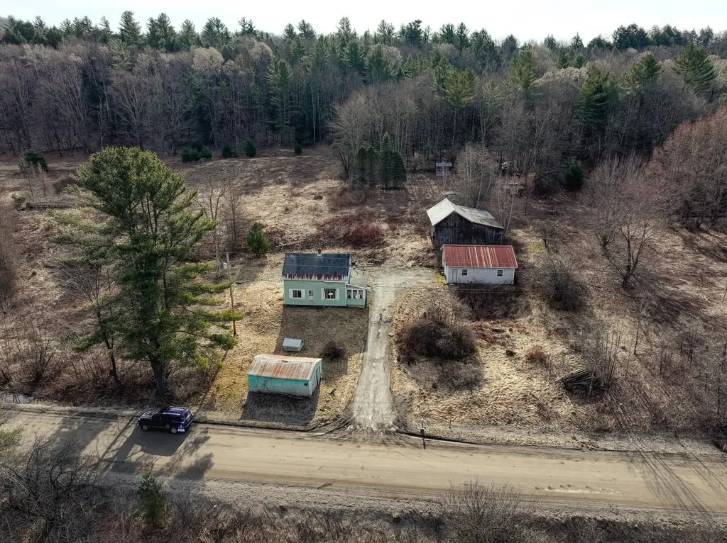 227 Osgood Hill Road Essex VT 05452
