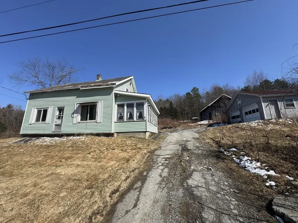 227 Osgood Hill Road Essex VT 05452