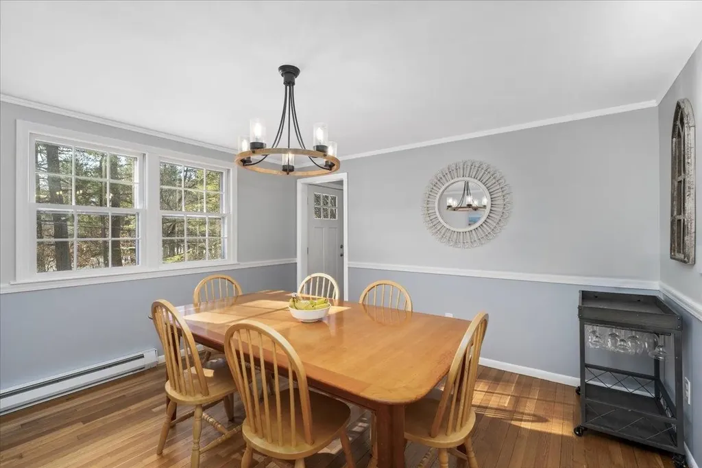 4 Joanne Street Merrimack NH 03054