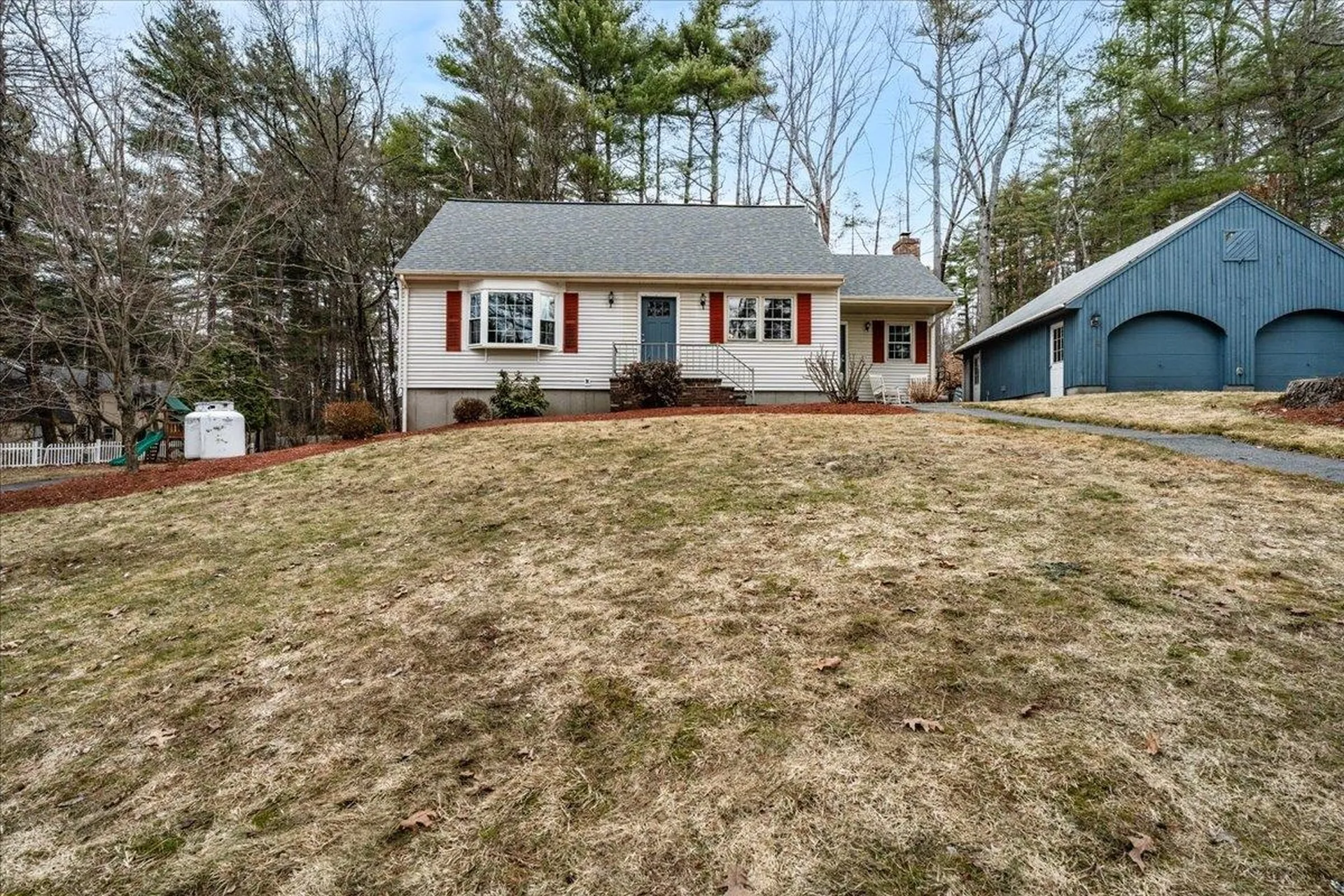 4 Joanne Street Merrimack NH 03054