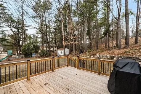 4 Joanne Street Merrimack NH 03054